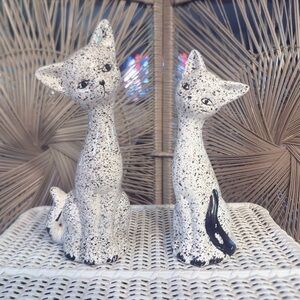 Mid Century Black And White Speckled
Cats figurines